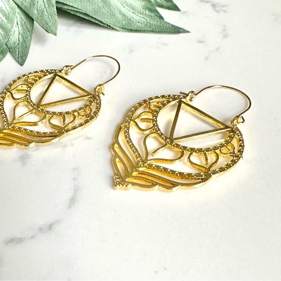 2/$30🌵 Gold Sacred Mandala Earrings Geo Hoop Dangle Jewelry Statement Gift NEW - Picture 6 of 8